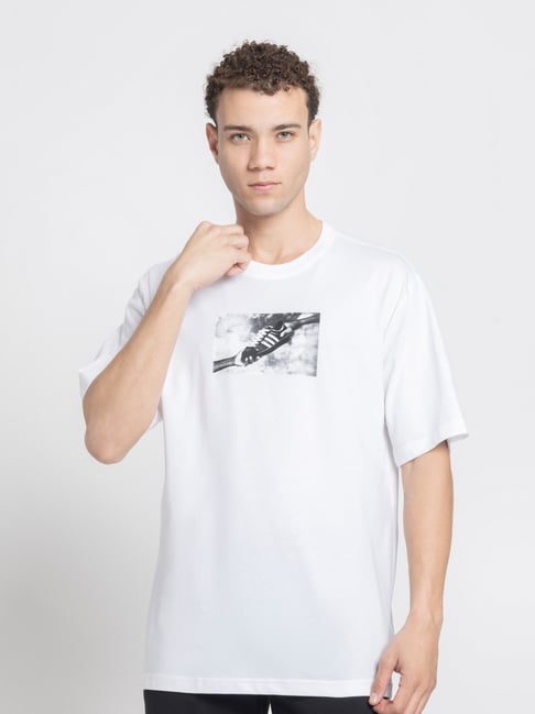Adidas Originals White Relaxed Fit Printed T-shirt-image-39