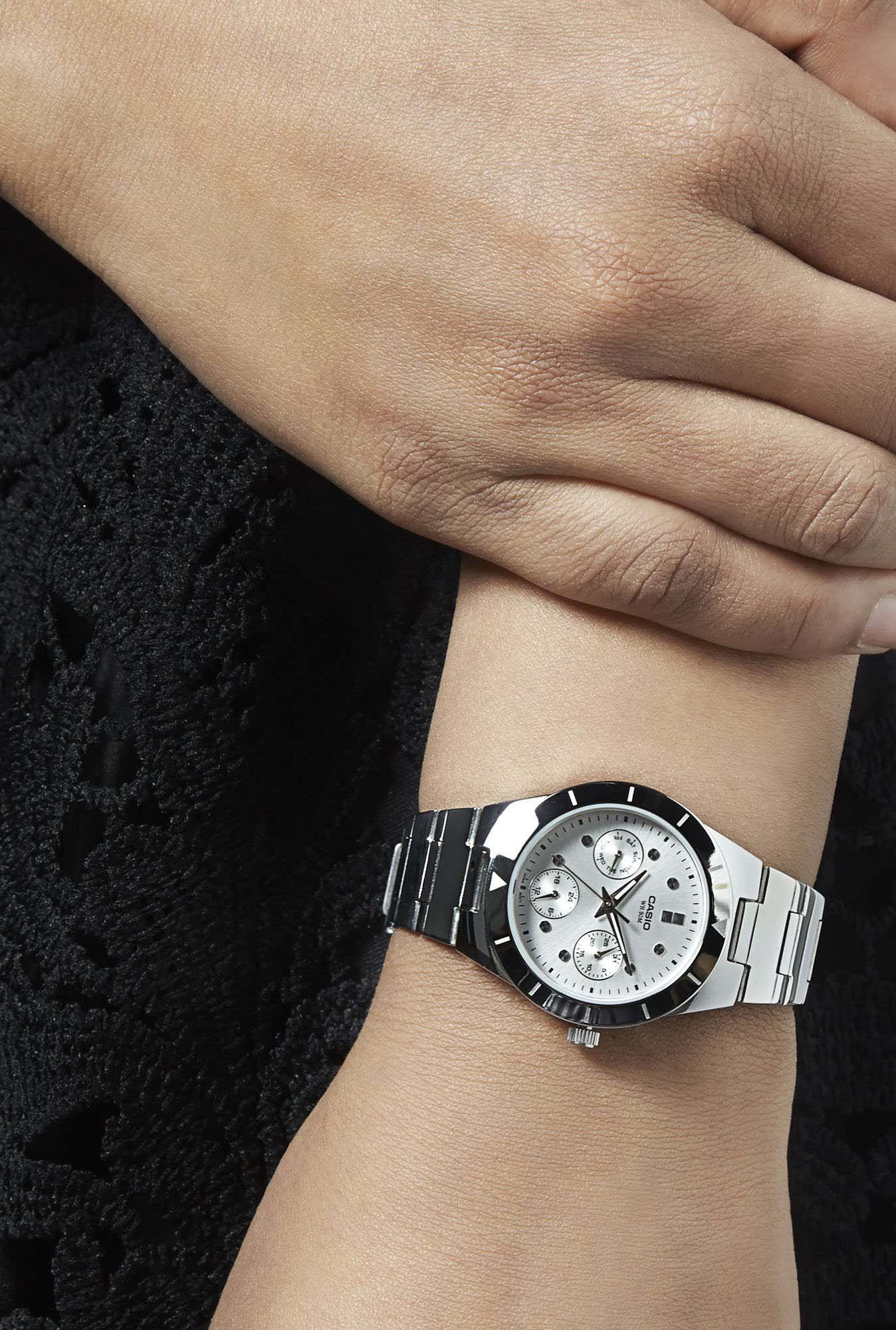 casio enticer ladies watch a529