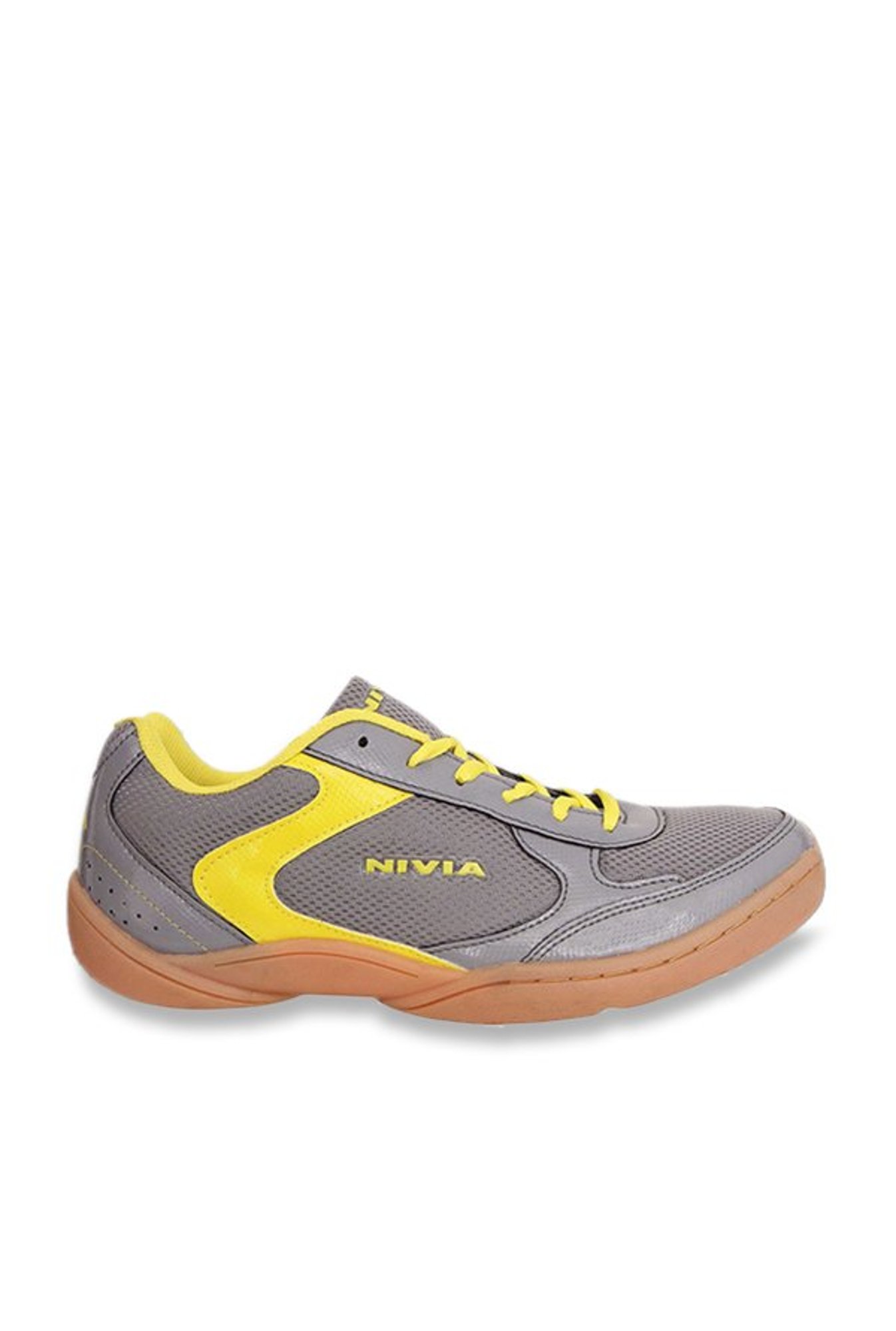 nivia flash badminton shoes
