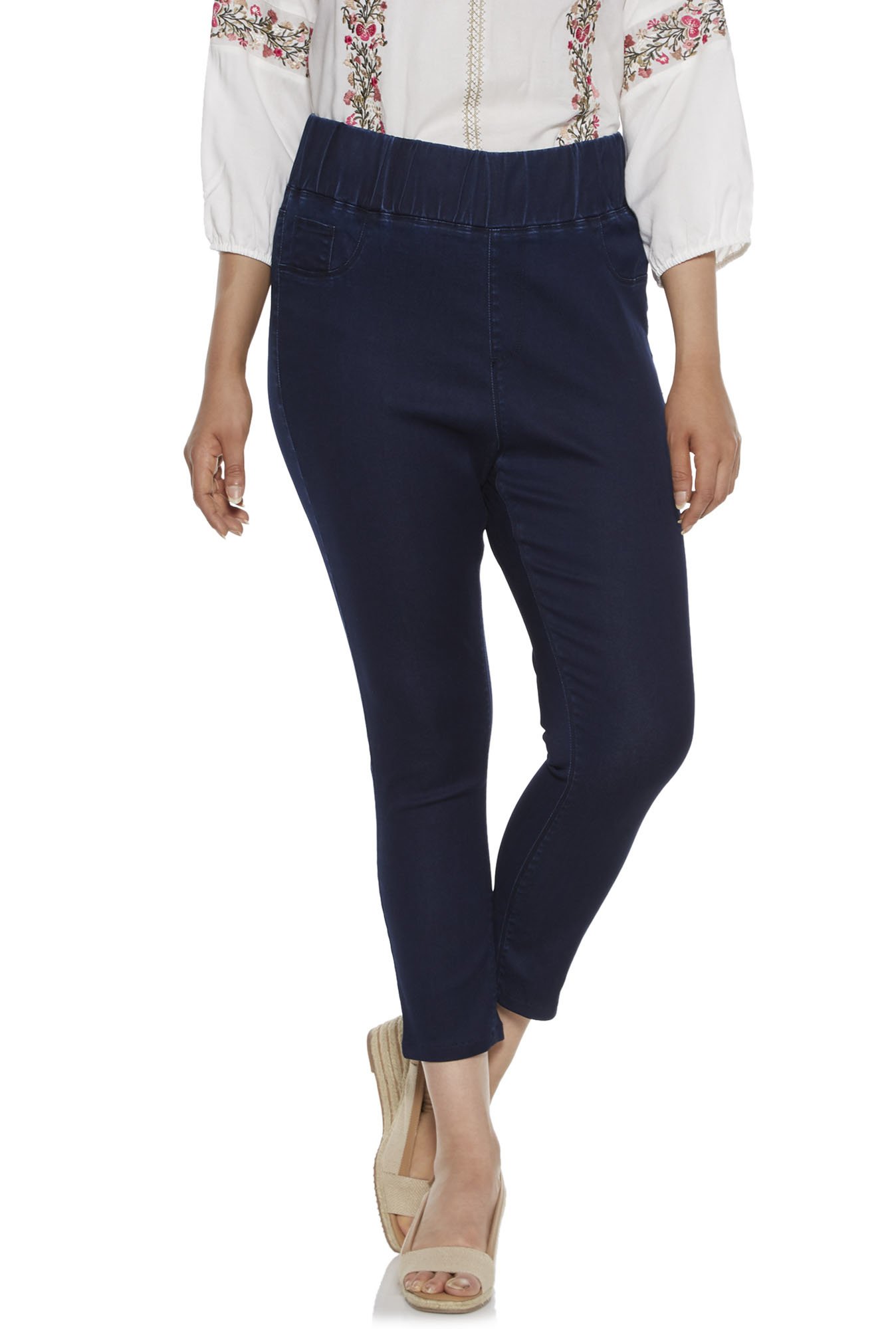 Buy Gia Curves by Westside Black Tapered Pants for Online @ Tata CLiQ