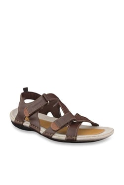 tata cliq woodland sandals