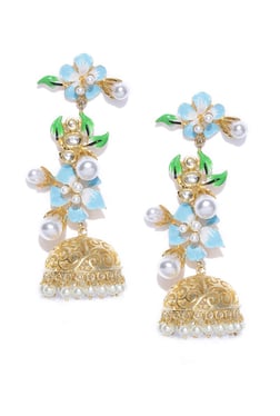 Fashion Earrings Upto 50 Off Online In India Priyaasi Flower Golden Alloy Jhumki Earrings