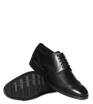 Cole haan black deals leather shoes