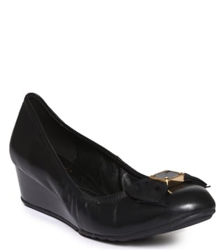 Cole haan tali sales grand bow wedge 65