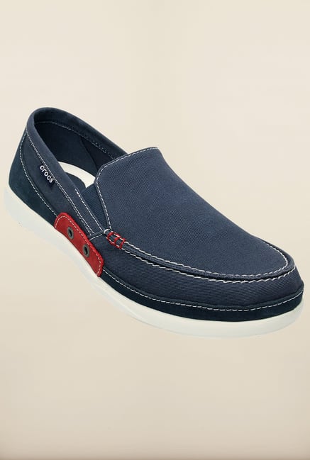 Crocs Walu Navy and True Red Loafers 