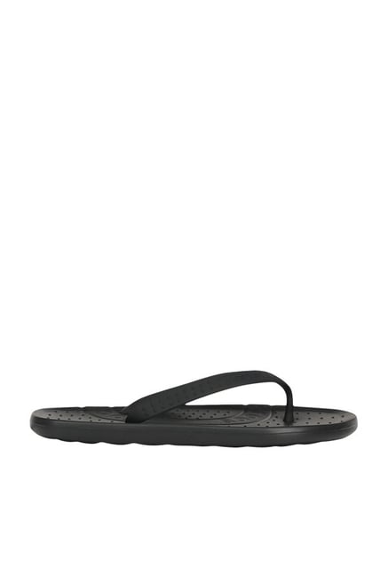 crocs chawaii black flip flops