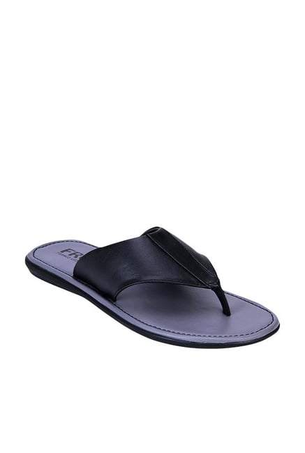 FRANCO LEONE Men Red Sandals - Buy FRANCO LEONE Men Red Sandals Online at  Best Price - Shop Online for Footwears in India | Flipkart.com