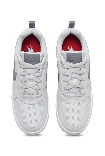 tatacliq nike shoes