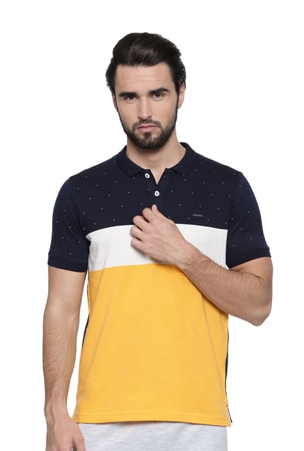 yellow polo shirt outfit