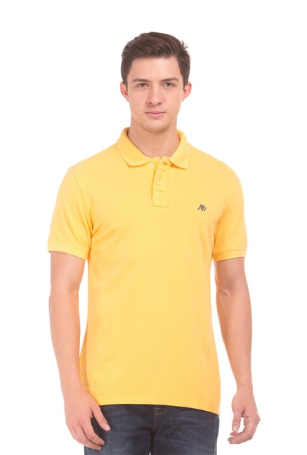 yellow polo shirt outfit