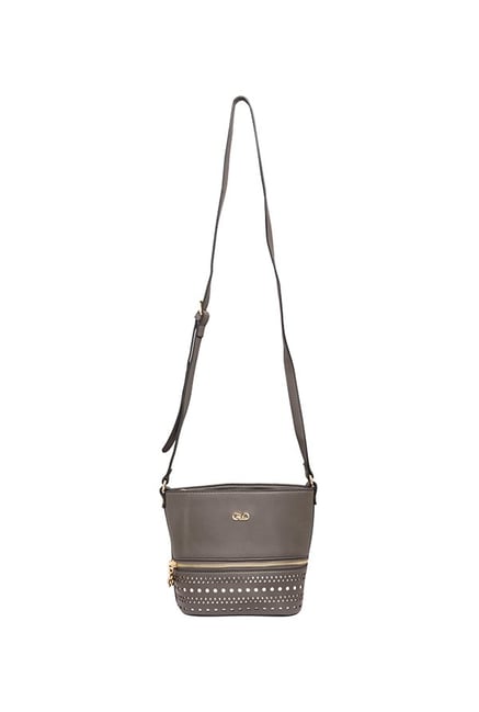 globus sling bags