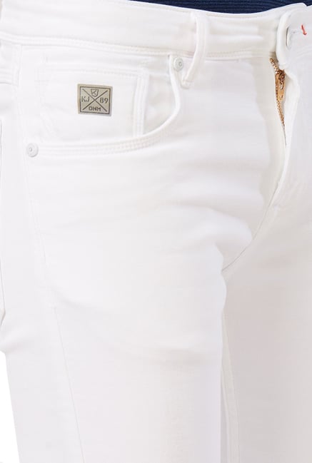 killer white jeans