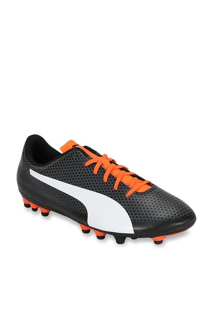 puma football shoes in