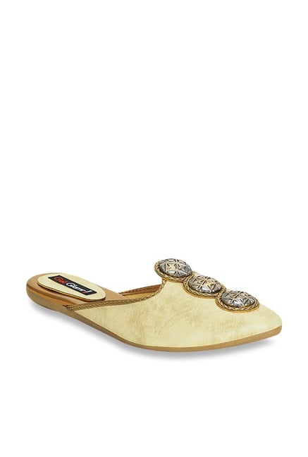 Get Glamr Noami Cream Mule Shoes