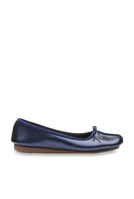clarks freckle ice navy