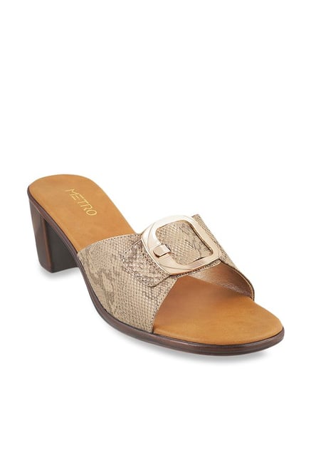 metro casual sandals