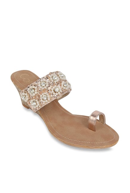 catwalk toe ring sandals
