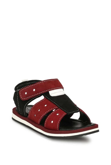 Tuskey Kids Black & Maroon Ankle Strap Sandals