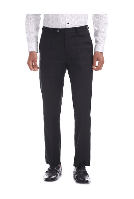 ARROW Slim Fit Flat Front Chino Men's Short (Dark Grey, OLNG30CTTIH) in  Latur at best price by Saraswati - Justdial