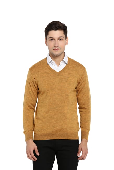 monte carlo sweater shop near me