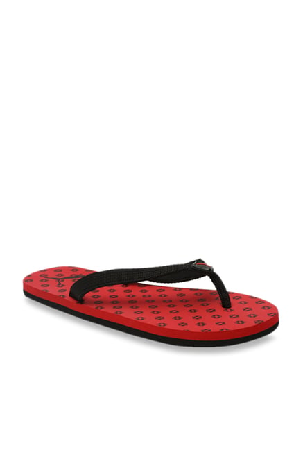 boys red flip flops