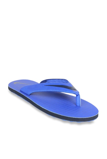 nike blue flip flops