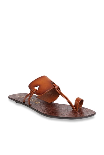 catwalk toe ring sandals