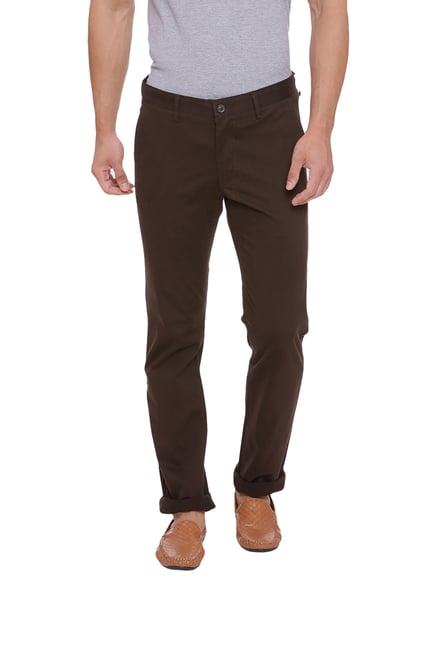 Buy Basics Brown Tapered Fit Trousers for Men Online @ Tata CLiQ