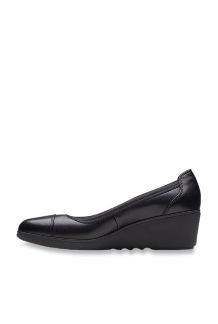 clarks flat shoes