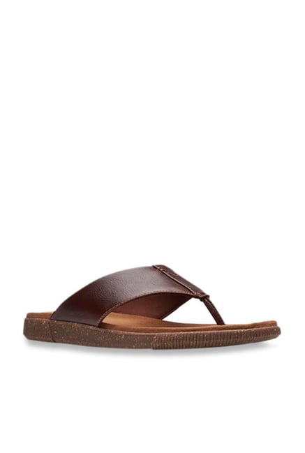 clarks slip on slippers