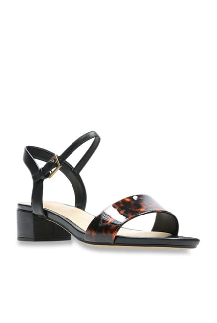 clarks orabella iris sandal