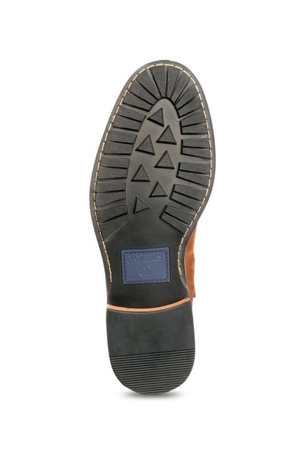 chelsea boots pavers