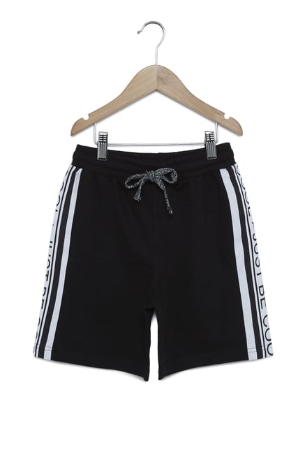 zudio shorts