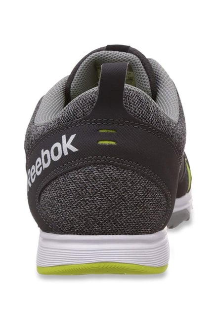 reebok train fast xt