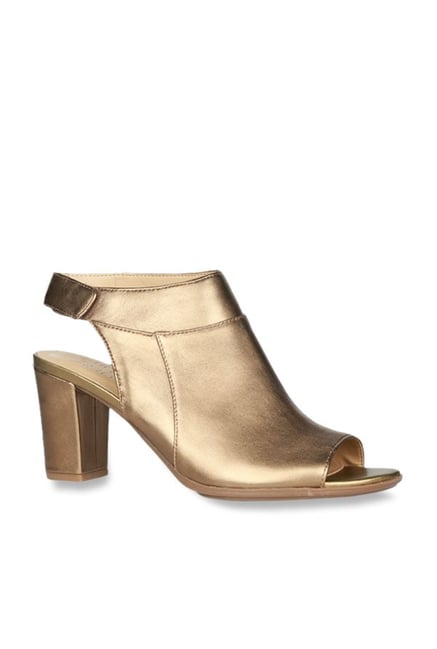 bata naturalizer online