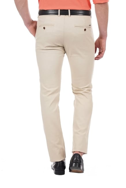 Buy Indian Terrain Men Khaki Brooklyn Fit Casual Trousers on Myntra |  PaisaWapas.com