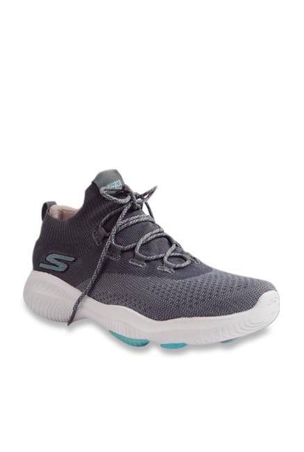 tata cliq skechers