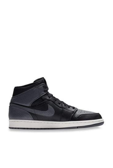 aj1 black grey