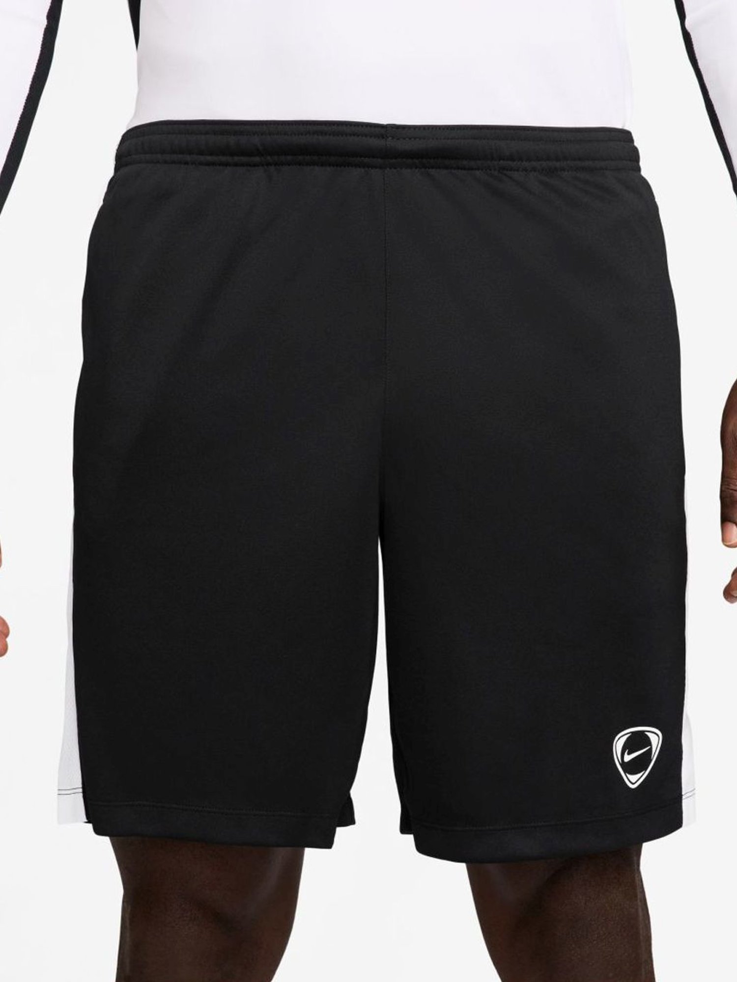 Nike Black & White AS M NK DF ACD+ GX HBR Regular Fit Mid Rise Shorts