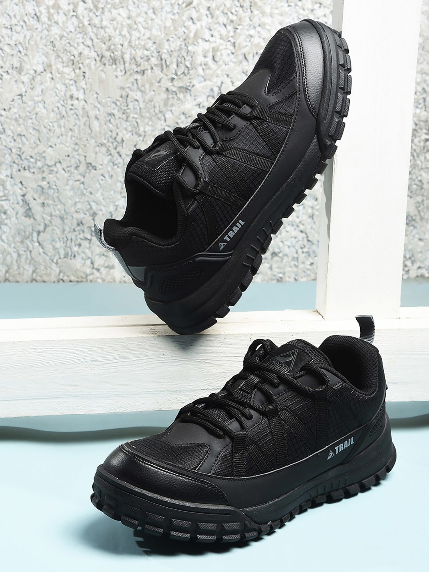 Woodland Men's GC 6341024HS Black Hiking Shoes