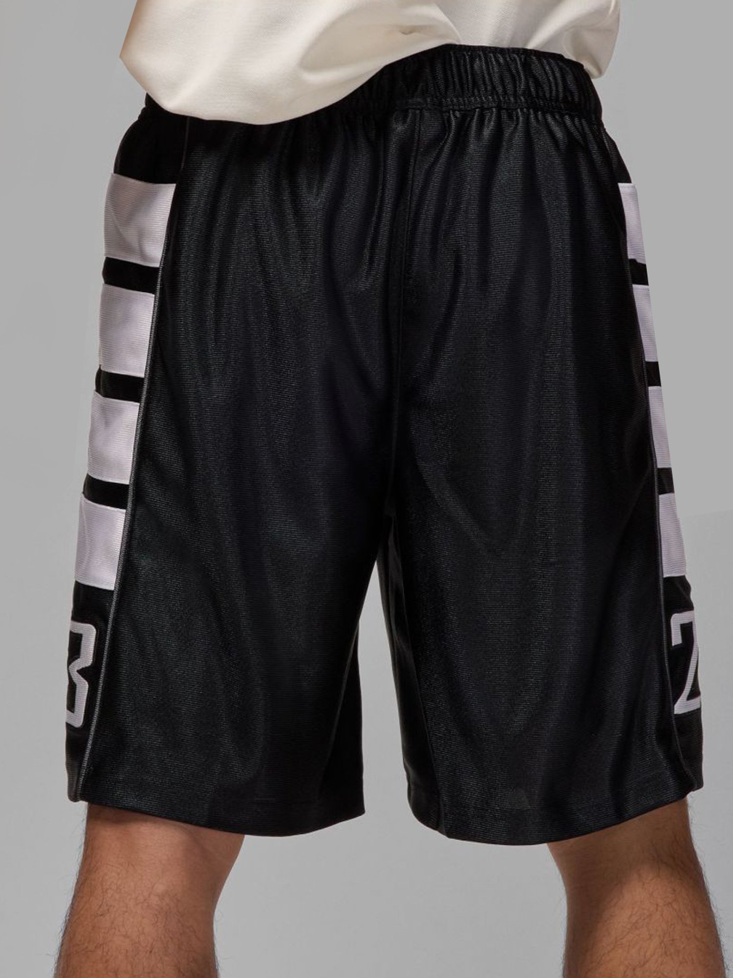 【激レア】On court shorts BLACK | White Sサイズ Nike Black & White J BRK CAT SCRATCH Regular Fit Mid Rise Shorts