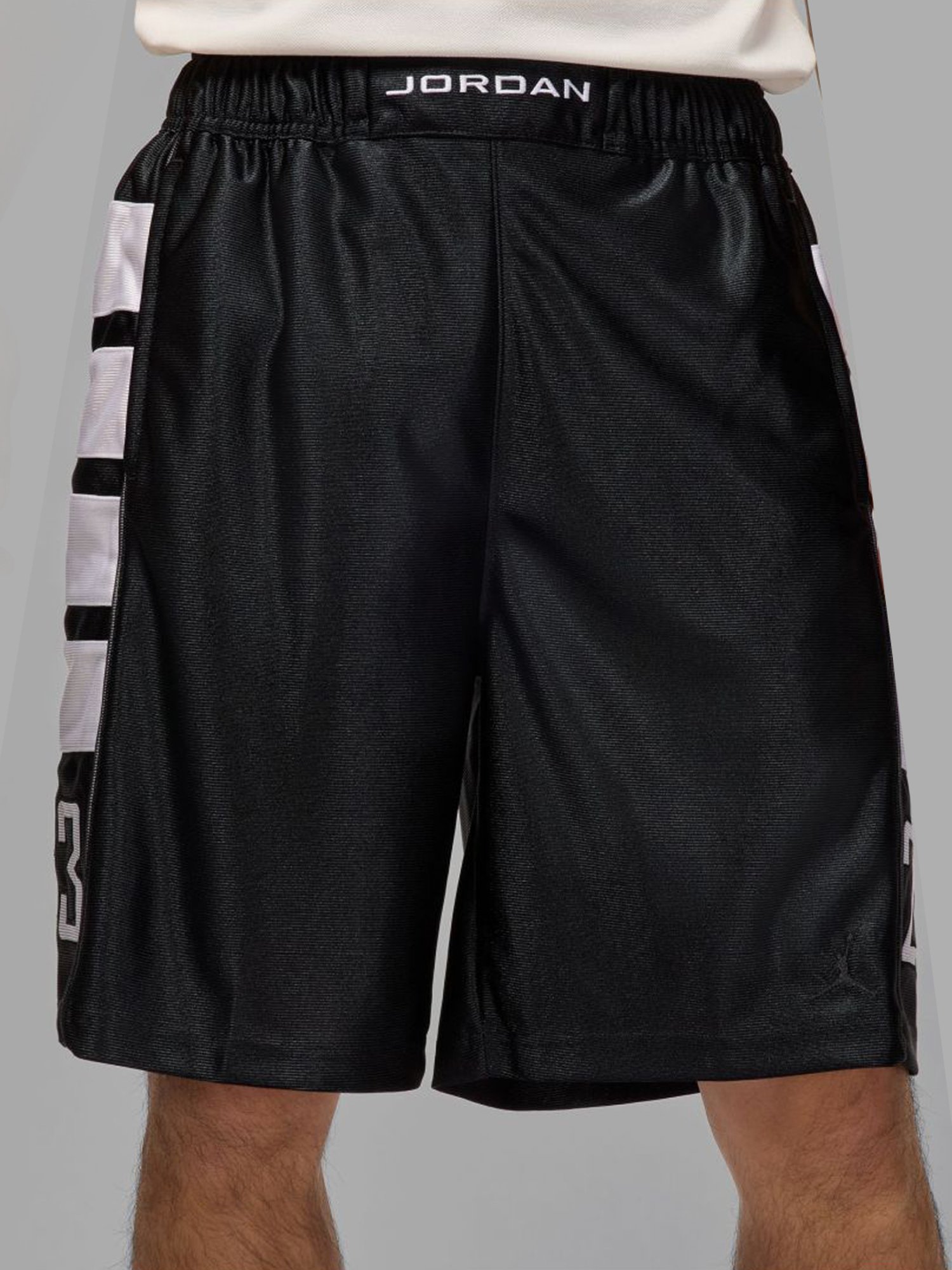 Nike Black & White J BRK CAT SCRATCH Regular Fit Mid Rise Shorts
