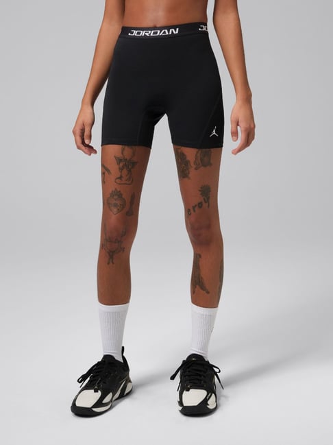 jordans to wear with shorts