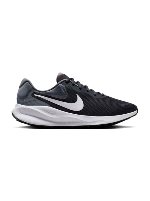 nike shoes for men price in india