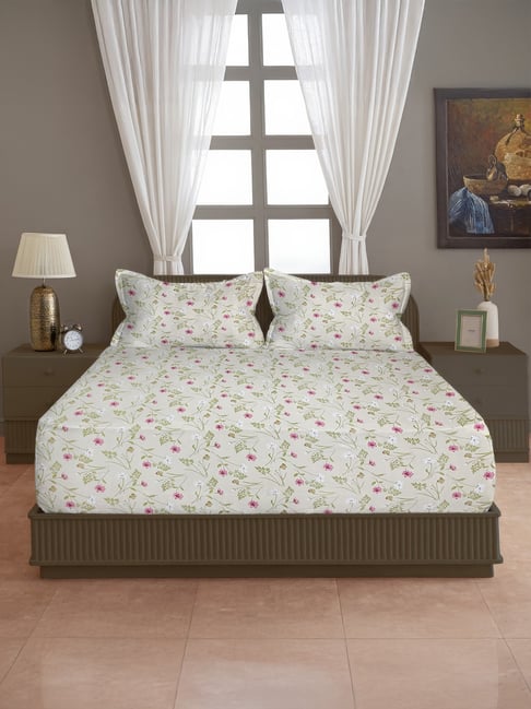 Swayam Blended Cotton 200 TC Bedsheet with Blue & Pink Floral Print -Multicolor