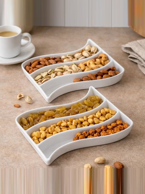 Homesake White Porcelain Wavy Rectangle Tray with Partition - Set of 2