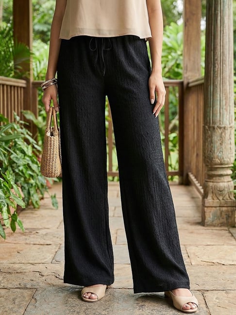 Bewakoof Black Textured Cotton Pants