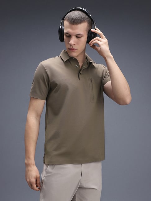 Van Heusen Brown Solid Regular Fit Short Sleeves T-Shirt-picture-26