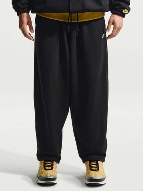 Nike Black & White Sportwear Relaxed Fit Mid Rise Club Pant-image-19