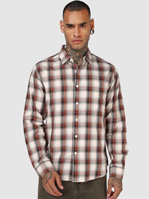 Bewakoof Rust Orange and Beige Cotton Regular Fit Checked Shirt-picture-45